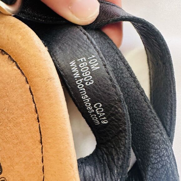 Born Low Wedge Heel Leather Strappy Sandals Black Comfort Shoes Women's SZ 10 - Picture 10 of 11